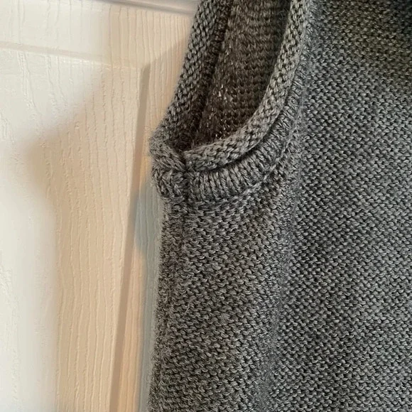 Sweater vest sz large (runs small) heather gray with mustard zag detail. Hooded - Picture 5 of 8